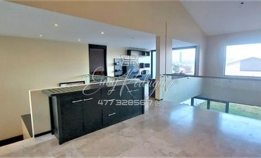 CASA EN RENTA, CUMBRES DEL CAMPESTRE, CON O SIN MUEBLES, 4 REC CON BAÑO, 6 AUTOS
