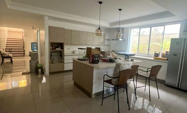 FOR LEASE 5 BEDROOM WITH 3 GARAGE IN BEL-AIR 3, MAKATI CITY