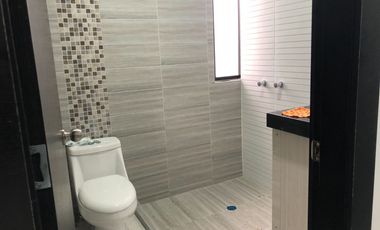 vendo departamento de 2 dormitorios frente al Centro Comercial El Dorado.