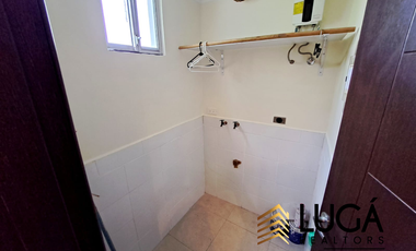 Suite Amoblada con balcón vista al mar en Renta, sector Playa Murciélago, cerca a Mall del Pacífico Manta