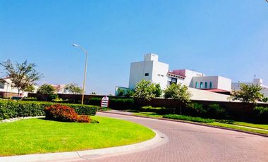 Terreno en venta de 250 m2 en Las Plazas super ubicado  Oportunidad