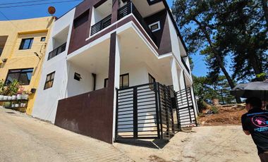 2 Storey House and Lot with 3 Bedrooms for Sale in Camp 7, Baguio City