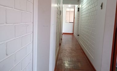 DEPARTAMENTO EN VENTA en la Recidencial Miraflores-San Jerónimo a 2 cuadras de supermercado Makro.