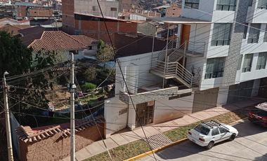 DEPARTAMENTO EN VENTA en la Recidencial Miraflores-San Jerónimo a 2 cuadras de supermercado Makro.
