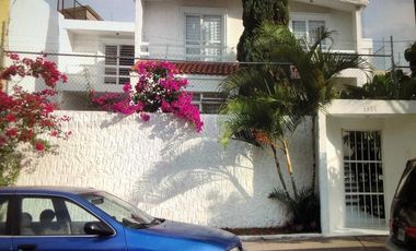 RESIDENCIAL VICTORIA ATRAS TORRE LIVANA Y CERCA DE LA EXPO GUADALAJARA
