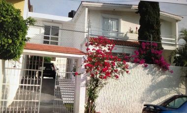 RESIDENCIAL VICTORIA ATRAS TORRE LIVANA Y CERCA DE LA EXPO GUADALAJARA