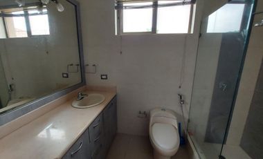 Via La Costa, Renta de Linda Casa 3 Dorm. con Piscina y Vista Al Lago