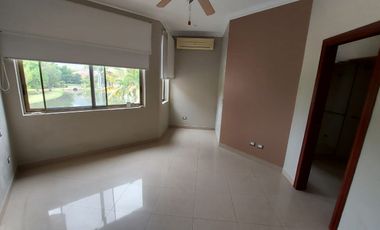 Via La Costa, Renta de Linda Casa 3 Dorm. con Piscina y Vista Al Lago