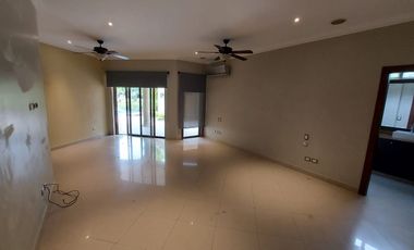 Via La Costa, Renta de Linda Casa 3 Dorm. con Piscina y Vista Al Lago