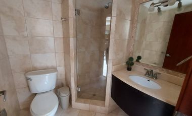 Via La Costa, Renta de Linda Casa 3 Dorm. con Piscina y Vista Al Lago