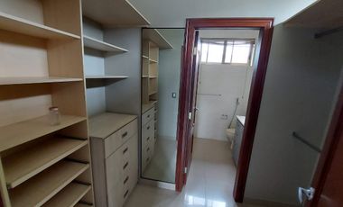 Via La Costa, Renta de Linda Casa 3 Dorm. con Piscina y Vista Al Lago