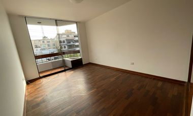 VENDO CÉNTRICO DEPARTAMENTO - VISTA EXTERNA - 2 DORMITORIOS - COCHERA - PISO 3 - NO ASCENSOR