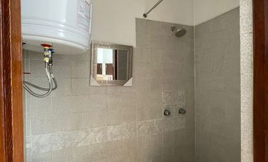 VENDO CÉNTRICO DEPARTAMENTO - VISTA EXTERNA - 2 DORMITORIOS - COCHERA - PISO 3 - NO ASCENSOR