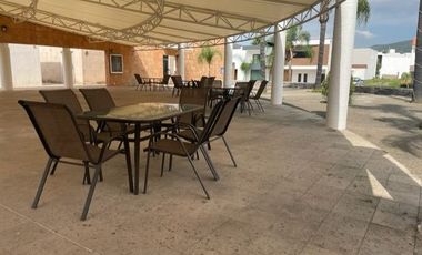 SE VENDE TERRENO EN SENDERO DE LAS MORAS