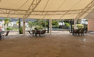 SE VENDE TERRENO EN SENDERO DE LAS MORAS