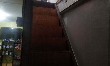 Se vende casa un piso, El Bosque a 4 cuadras de de Gran Avda.