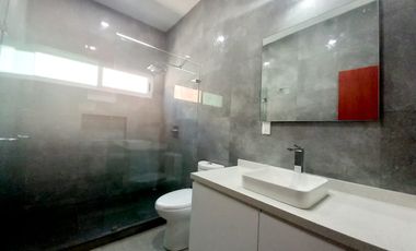 CASA EN VENTA EN LOMAS DE COCOYOC