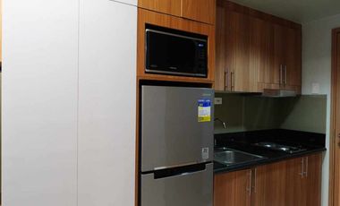 SHORETHREE04XXT1: For Rent Fully Furnished 1BR with Balcony in Shore 3 Residences