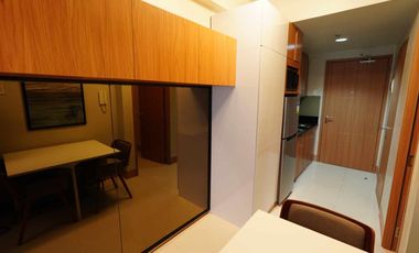 SHORETHREE04XXT1: For Rent Fully Furnished 1BR with Balcony in Shore 3 Residences