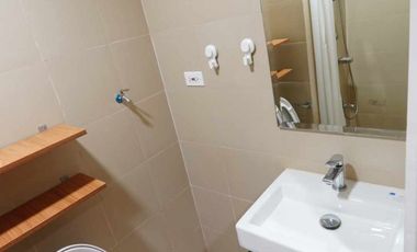 SHORETHREE04XXT1: For Rent Fully Furnished 1BR with Balcony in Shore 3 Residences