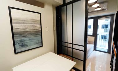 SHORETHREE04XXT1: For Rent Fully Furnished 1BR with Balcony in Shore 3 Residences