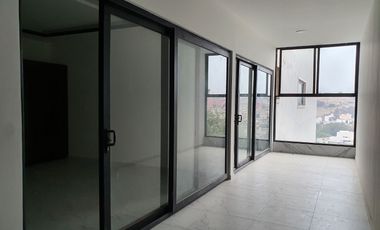 Venta de casa en Rancho San Juan Zona Esmeralda con cine y alberca