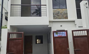 RFO 4- bedroom townhouse for sale in Cloverdale Seaview Pardo Cebu City