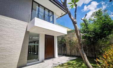 For Sale Modern House in Magallanes Makati