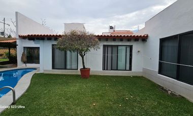 Casa para fines de semana o vacaciones, fracc las fincas Jiutepec Morelos.