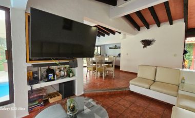 Casa para fines de semana o vacaciones, fracc las fincas Jiutepec Morelos.