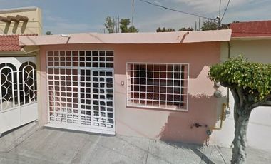 Amplia casa a la venta en De La Parroquia, San Javier, Salamanca, Gto., México