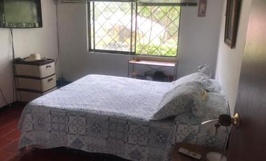 HERMOSA CASA VACACIONAL CON PISCINA PROPIA, EN VENTA! NEGOCIABLE!!!