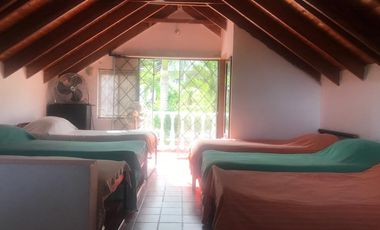 HERMOSA CASA VACACIONAL CON PISCINA PROPIA, EN VENTA! NEGOCIABLE!!!