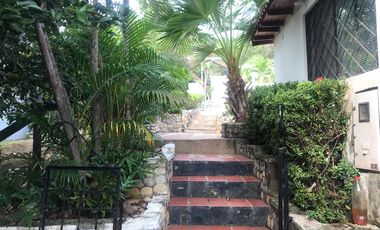 HERMOSA CASA VACACIONAL CON PISCINA PROPIA, EN VENTA! NEGOCIABLE!!!