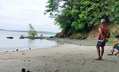 Escape to paradise! with this stunning tropical island beach lot for sale in Guinhaya-an, Looc, Romblon, Philippines