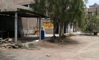 LURIN  SE VENDE TERRENO y 4 MINI DEPAS  UBICACION CENTRICA 1,350 M2