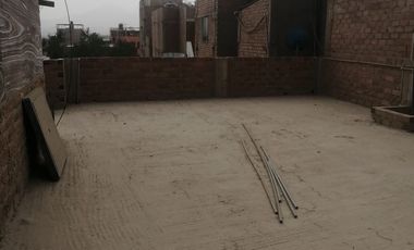 LURIN  SE VENDE TERRENO y 4 MINI DEPAS  UBICACION CENTRICA 1,350 M2