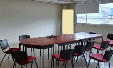 VENTA O ARRIENDO GALPON INDUSTRIAL NORTE DE QUITO, SECTOR LA CRISTIANIA