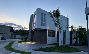 INCREIBLE CASA EN VENTA VALLES DEL MOLINO, LEON, GUANAJUATO