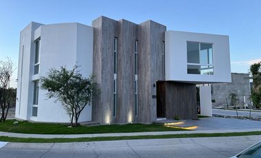 INCREIBLE CASA EN VENTA VALLES DEL MOLINO, LEON, GUANAJUATO
