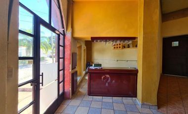 VENTA DE HOTEL CON LOCALES EN LANDA, SIERRA GORDA, QUERÉTARO.