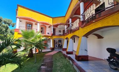 VENTA DE HOTEL CON LOCALES EN LANDA, SIERRA GORDA, QUERÉTARO.