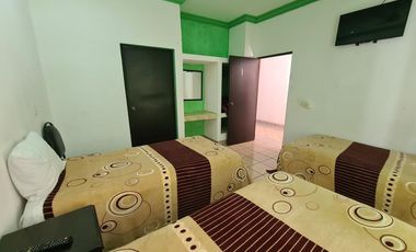 VENTA DE HOTEL CON LOCALES EN LANDA, SIERRA GORDA, QUERÉTARO.