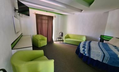 VENTA DE HOTEL CON LOCALES EN LANDA, SIERRA GORDA, QUERÉTARO.