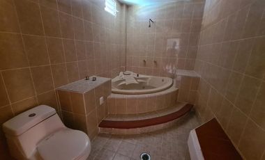 VENTA DE HOTEL CON LOCALES EN LANDA, SIERRA GORDA, QUERÉTARO.