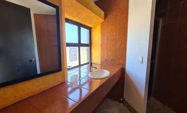 VENTA DE HOTEL CON LOCALES EN LANDA, SIERRA GORDA, QUERÉTARO.