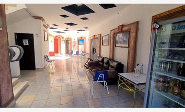 VENTA DE HOTEL CON LOCALES EN LANDA, SIERRA GORDA, QUERÉTARO.