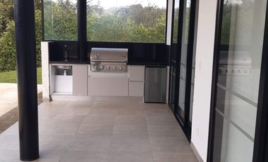 SE VENDE HERMOSA CASA CAMPESTRE DE DOS PISOS EN PRIMAVERAS DE PAYANDÉ VILLETA CUNDINAMARCA