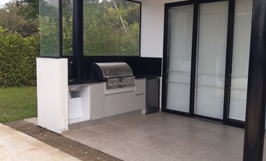 SE VENDE HERMOSA CASA CAMPESTRE DE DOS PISOS EN PRIMAVERAS DE PAYANDÉ VILLETA CUNDINAMARCA