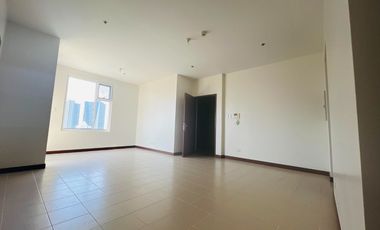 Three bedrooms makati Condominium  rent to own in makati city legazpi salcedo makati